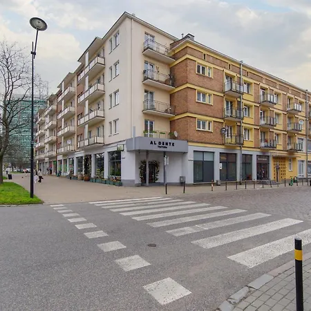 Platinium Old Town Rajska *