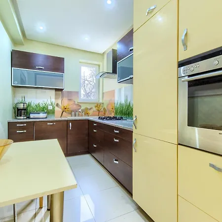 Apartment Platinium Old Town Rajska *